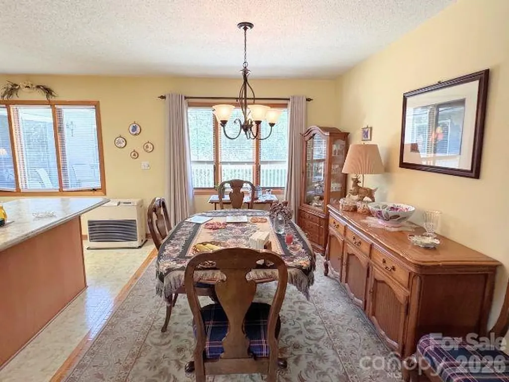 35 Azalea Drive Spruce Pine NC 28777