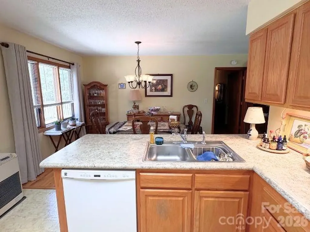 35 Azalea Drive Spruce Pine NC 28777