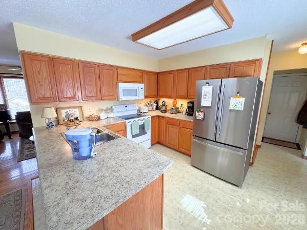 35 Azalea Drive Spruce Pine NC 28777