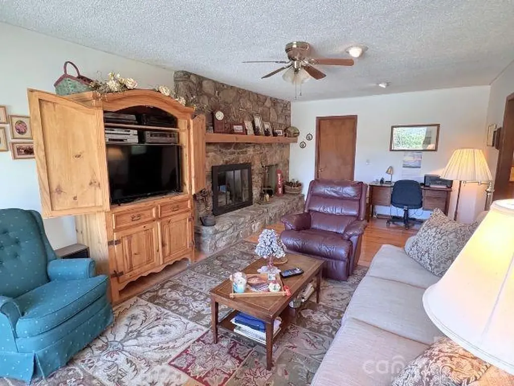 35 Azalea Drive Spruce Pine NC 28777