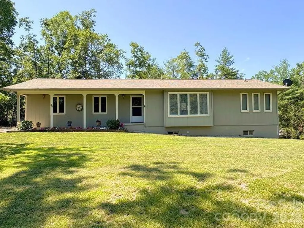 35 Azalea Drive Spruce Pine NC 28777