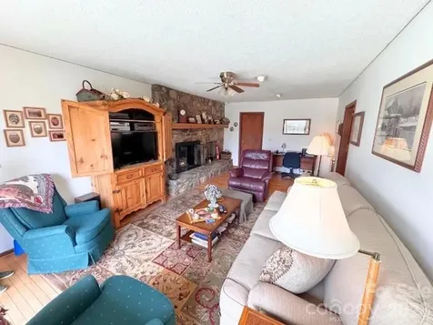 35 Azalea Drive Spruce Pine NC 28777