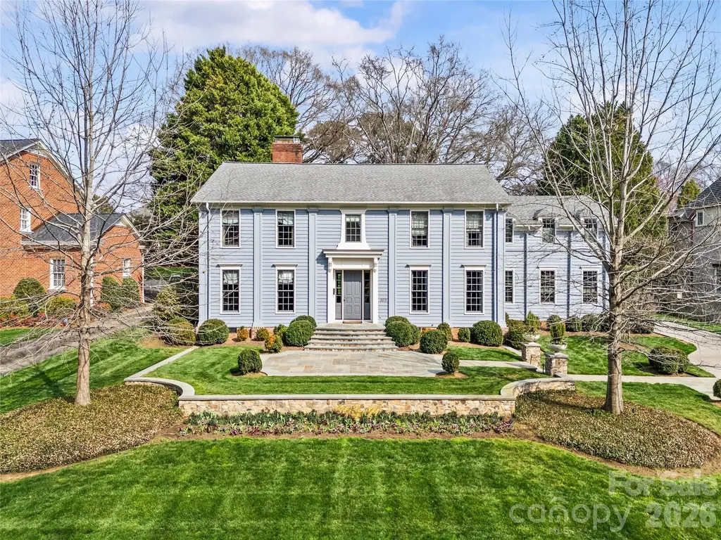 3815 Foxcroft Road Charlotte NC 28211