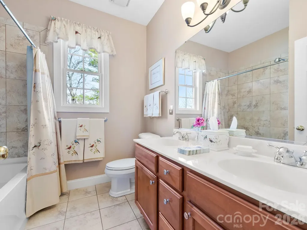 5 Timber Moss Drive Asheville NC 28804