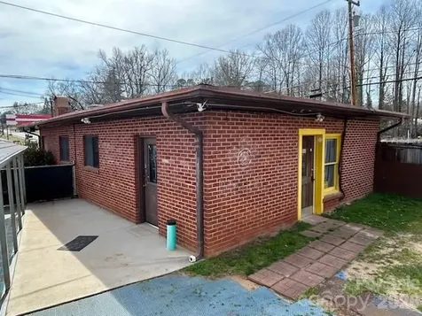 125 S Main Street Rutherfordton NC 28139