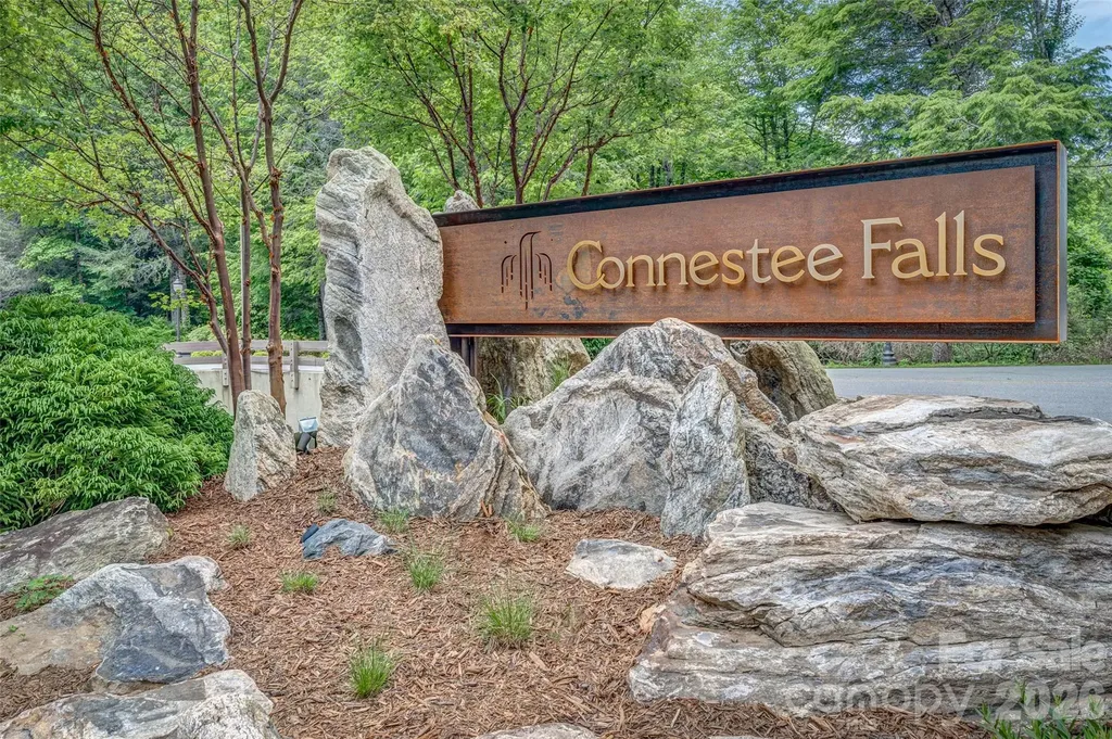 674 Soquili Drive Brevard NC 28712