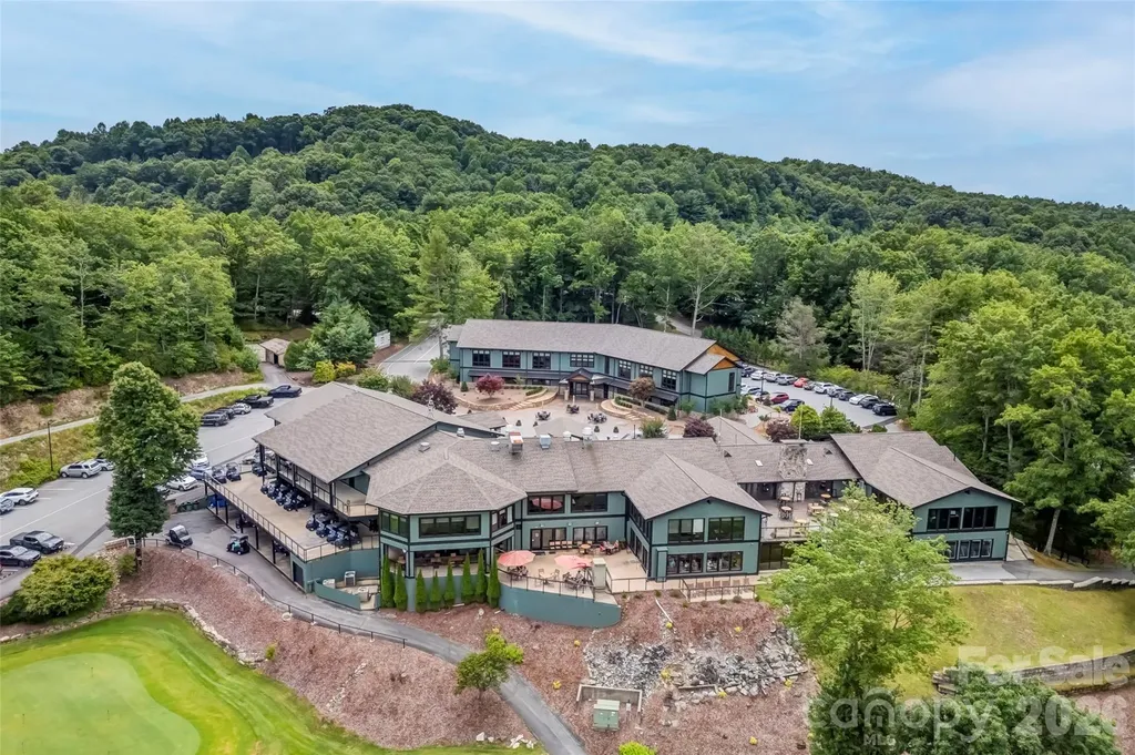 674 Soquili Drive Brevard NC 28712