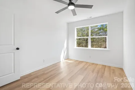 207 Knot Street Shelby NC 28150