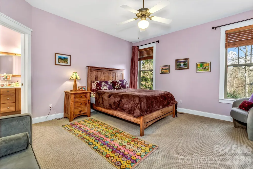 12 Hoolet Court Candler NC 28715