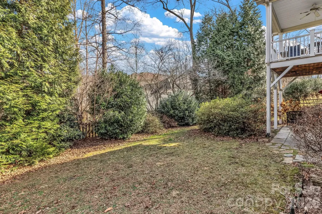 12 Hoolet Court Candler NC 28715