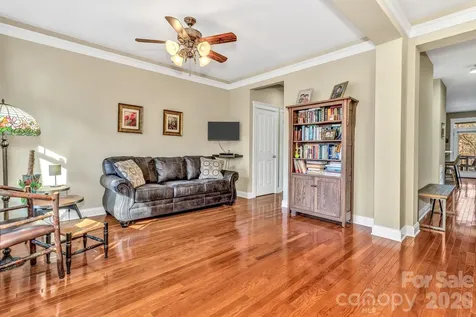 12 Hoolet Court Candler NC 28715