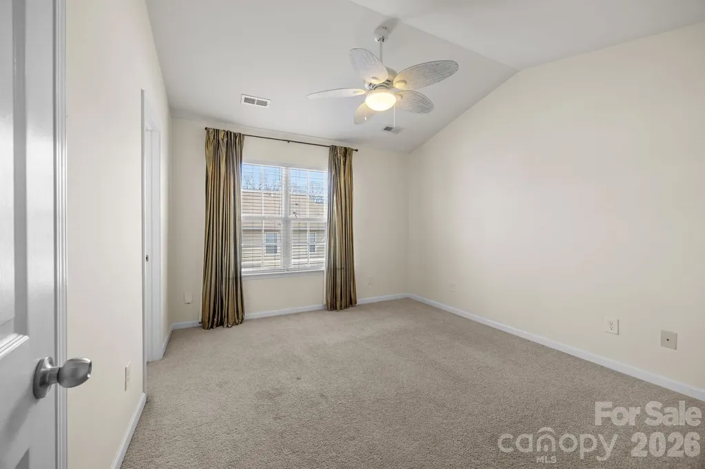 11138 Derryrush Drive Charlotte NC 28213
