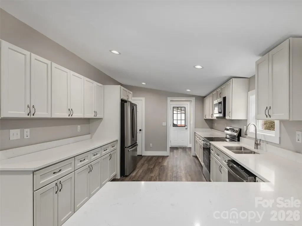 22 Honey Locust Lane Candler NC 28715