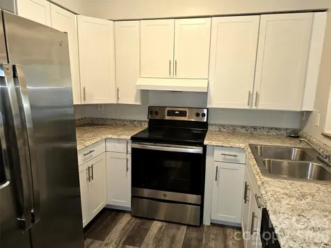 4608 Sharon Chase Drive Charlotte NC 28215