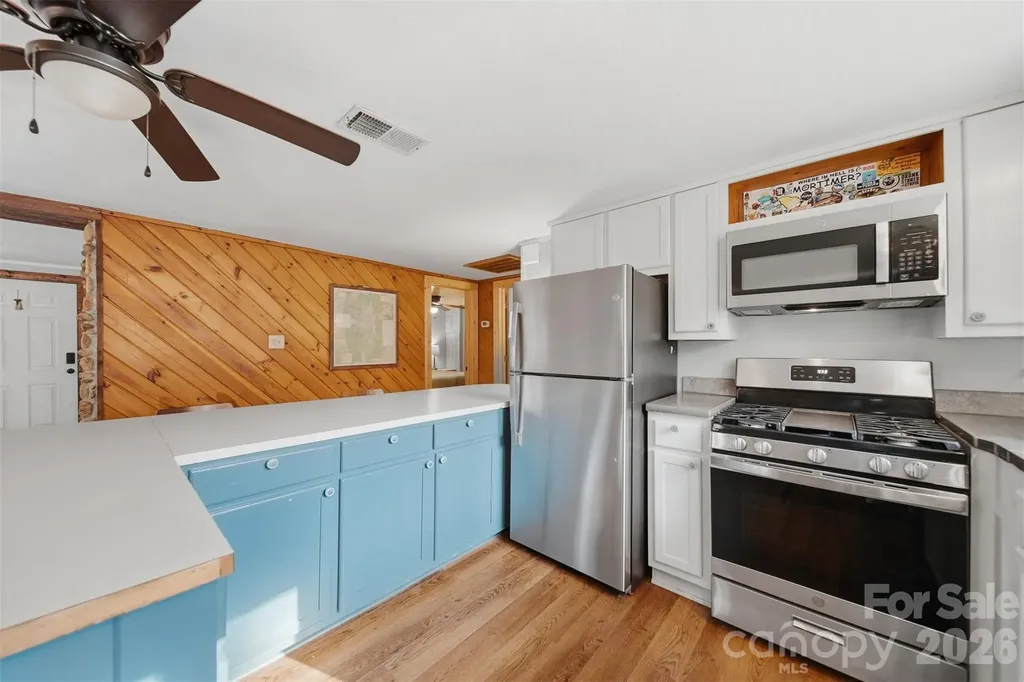 7495 Laurel Street Collettsville NC 28611
