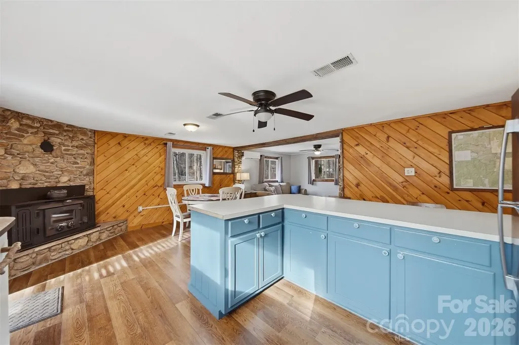7495 Laurel Street Collettsville NC 28611