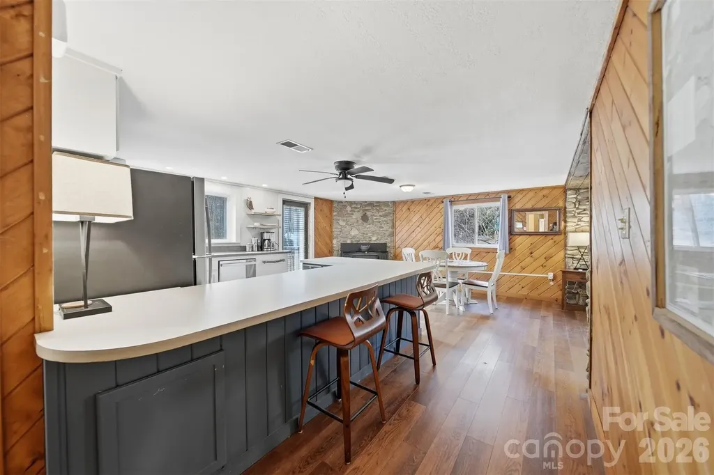 7495 Laurel Street Collettsville NC 28611