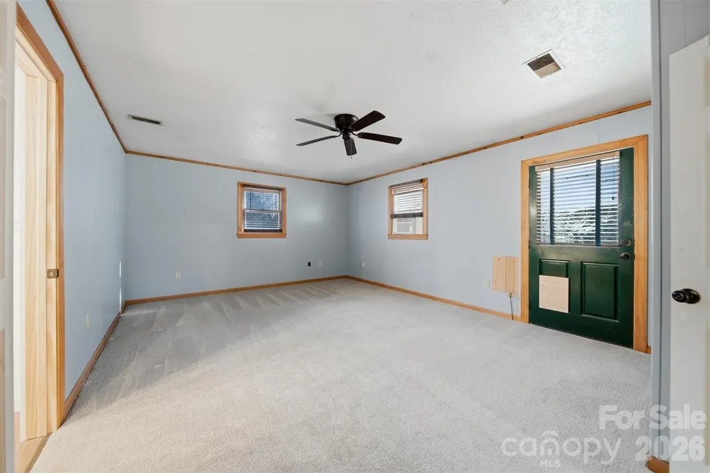 7495 Laurel Street Collettsville NC 28611