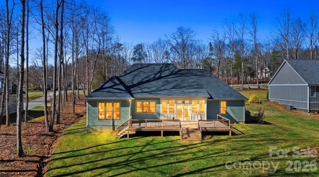 2586 Lee Lawing Road Lincolnton NC 28092
