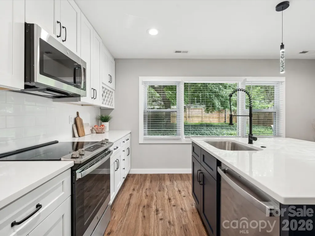 2000 Tyvola Road Charlotte NC 28210