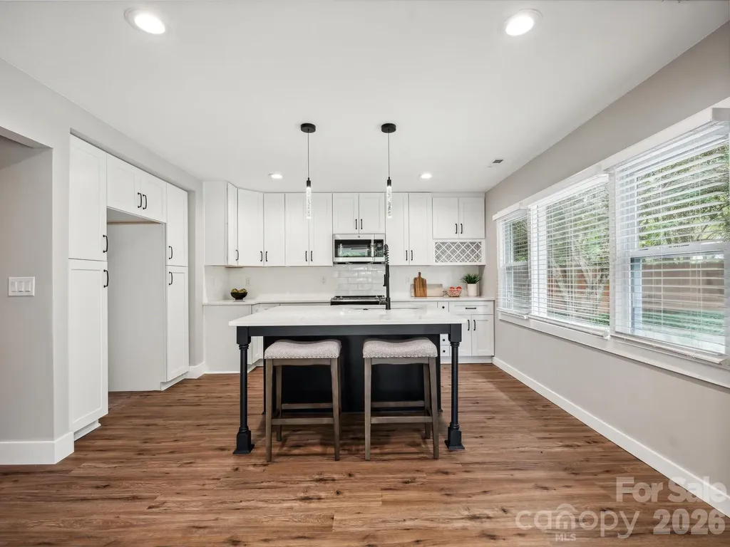 2000 Tyvola Road Charlotte NC 28210