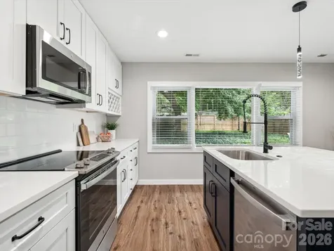 2000 Tyvola Road Charlotte NC 28210