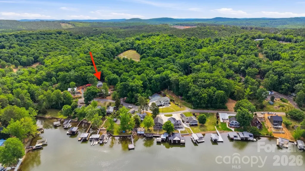 123 Tallassee Lane New London NC 28127