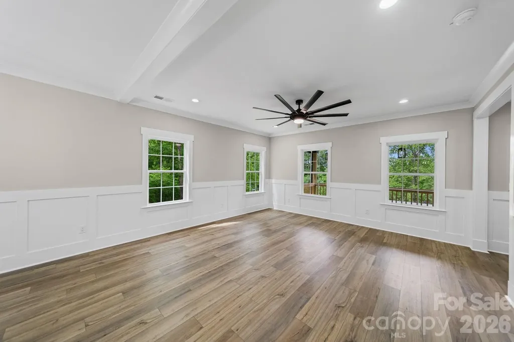 123 Tallassee Lane New London NC 28127