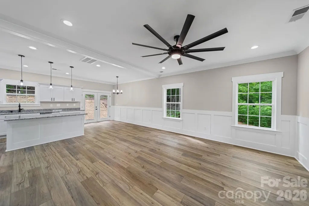 123 Tallassee Lane New London NC 28127