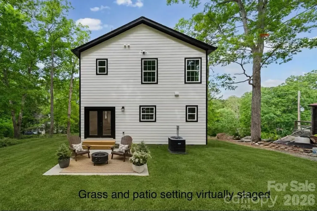 123 Tallassee Lane New London NC 28127