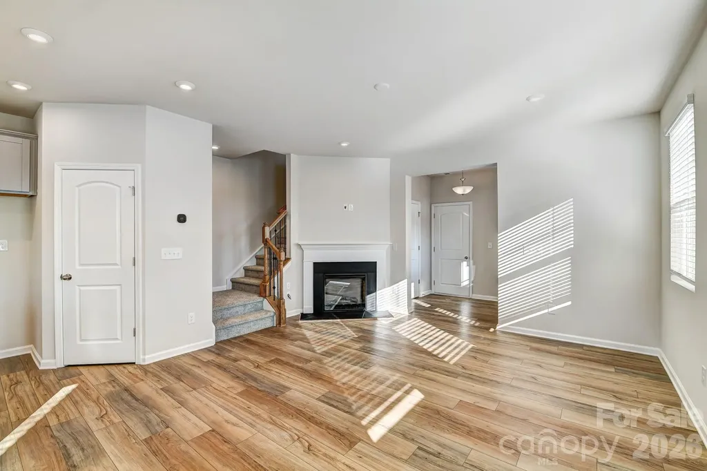 6122 Vasey Street Charlotte NC 28269