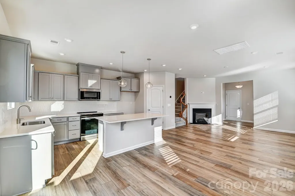6122 Vasey Street Charlotte NC 28269
