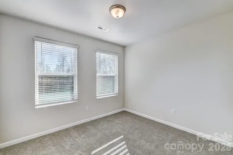 6122 Vasey Street Charlotte NC 28269