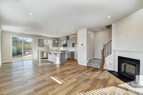 6122 Vasey Street Charlotte NC 28269