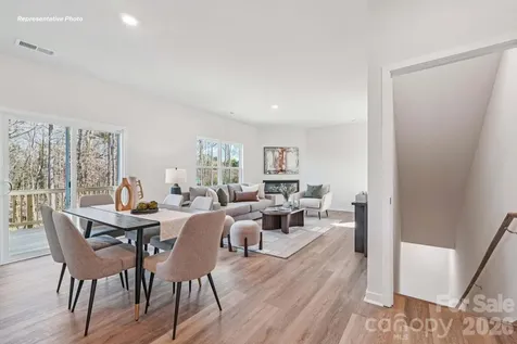 3006 Arundel Court Maiden NC 28650