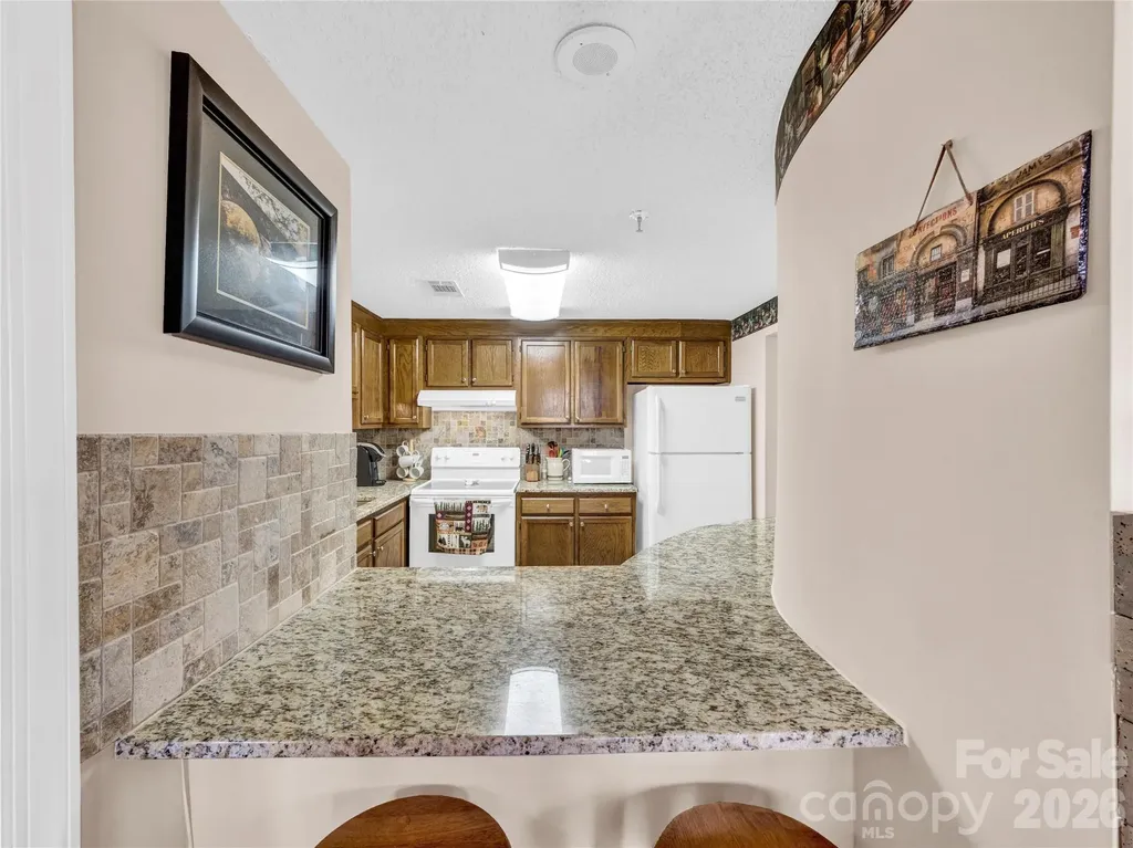 303 Sugar Top Drive Sugar Mountain NC 28604