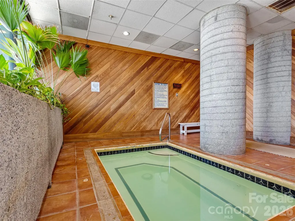 303 Sugar Top Drive Sugar Mountain NC 28604