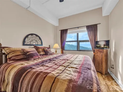 303 Sugar Top Drive Sugar Mountain NC 28604
