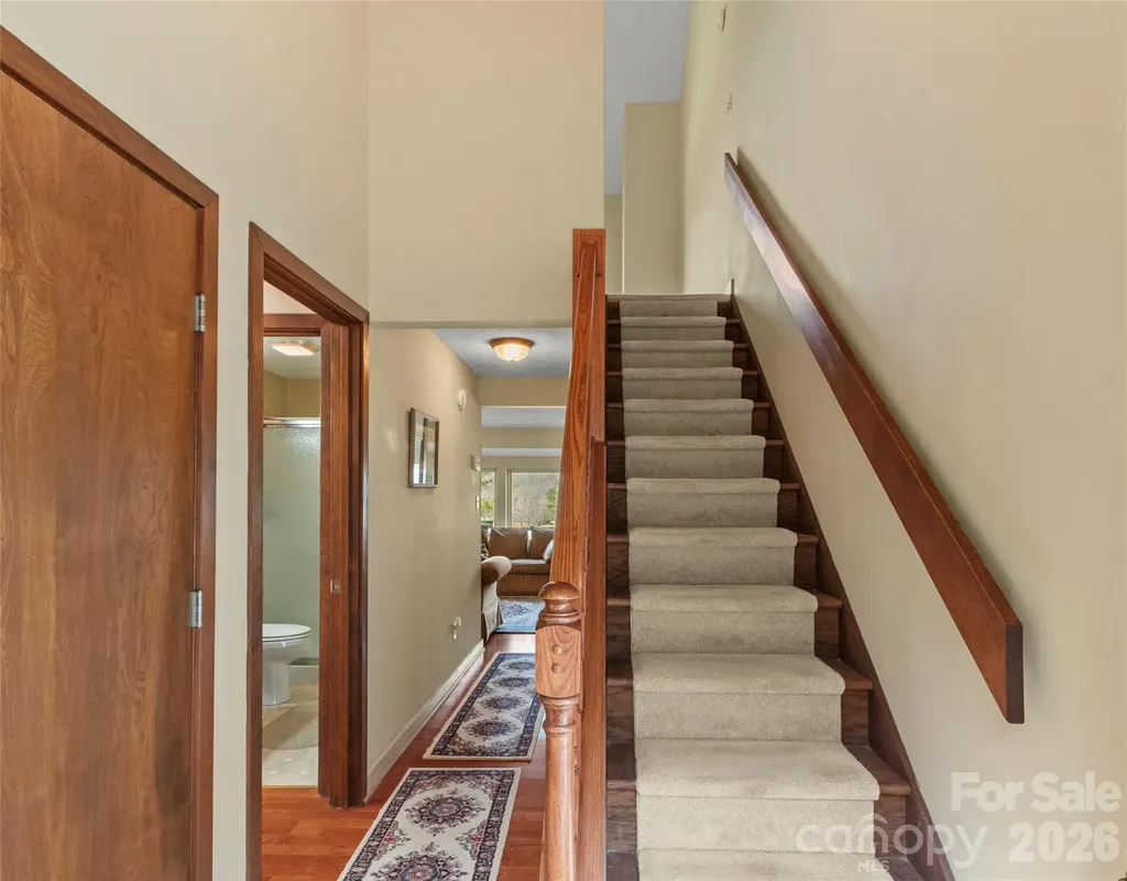 125 Townhouse Drive Burnsville NC 28714