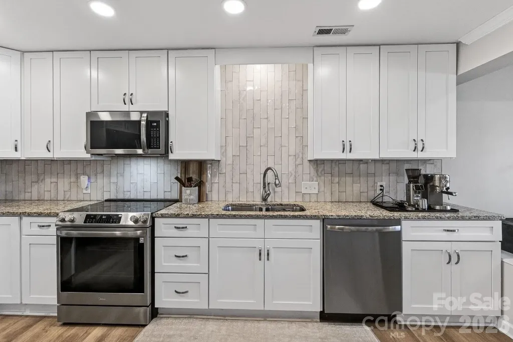 345 Northwest Drive Davidson NC 28036