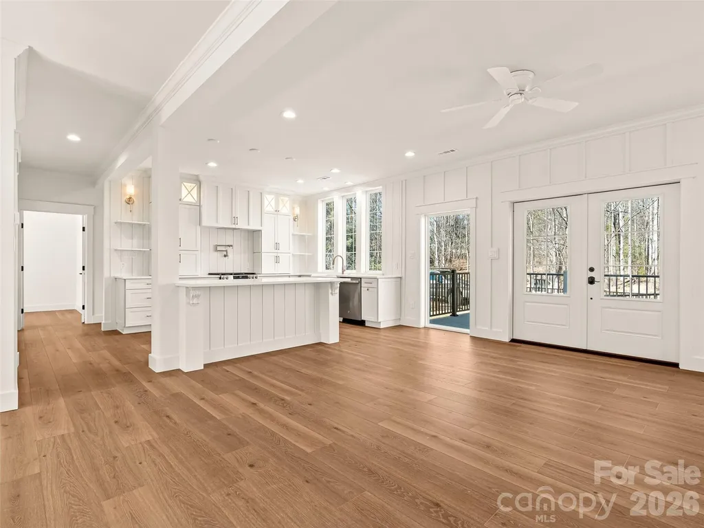 90 Saddle Club Lane Hendersonville NC 28739