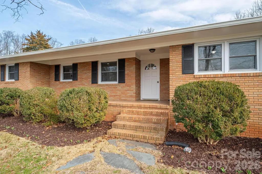 525 Julia Avenue Belmont NC 28012