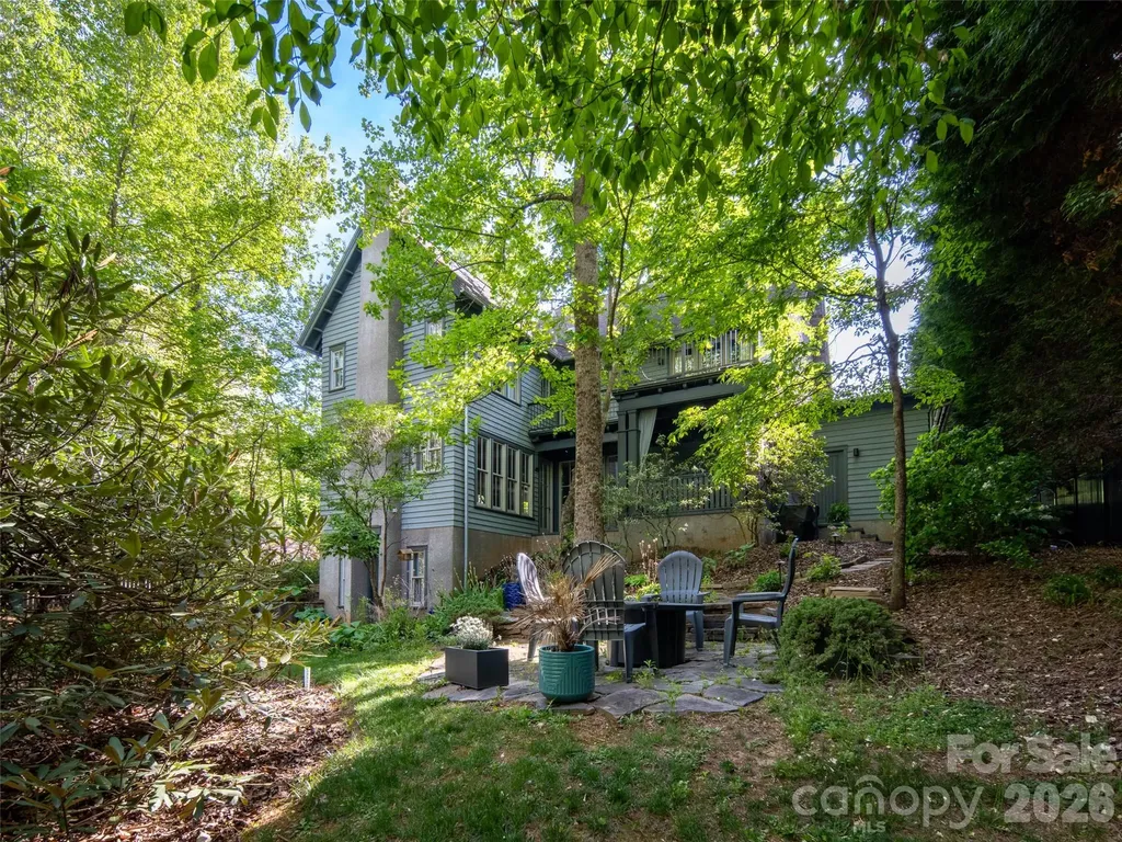 1002 Coves Pheasant Court Biltmore Lake NC 28715