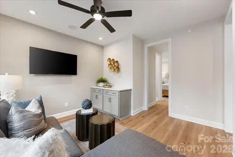 14014 Meera Lane Charlotte NC 28277