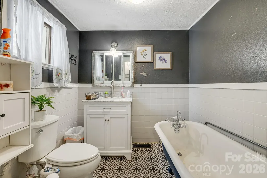 364 Haywood Road Dillsboro NC 28725