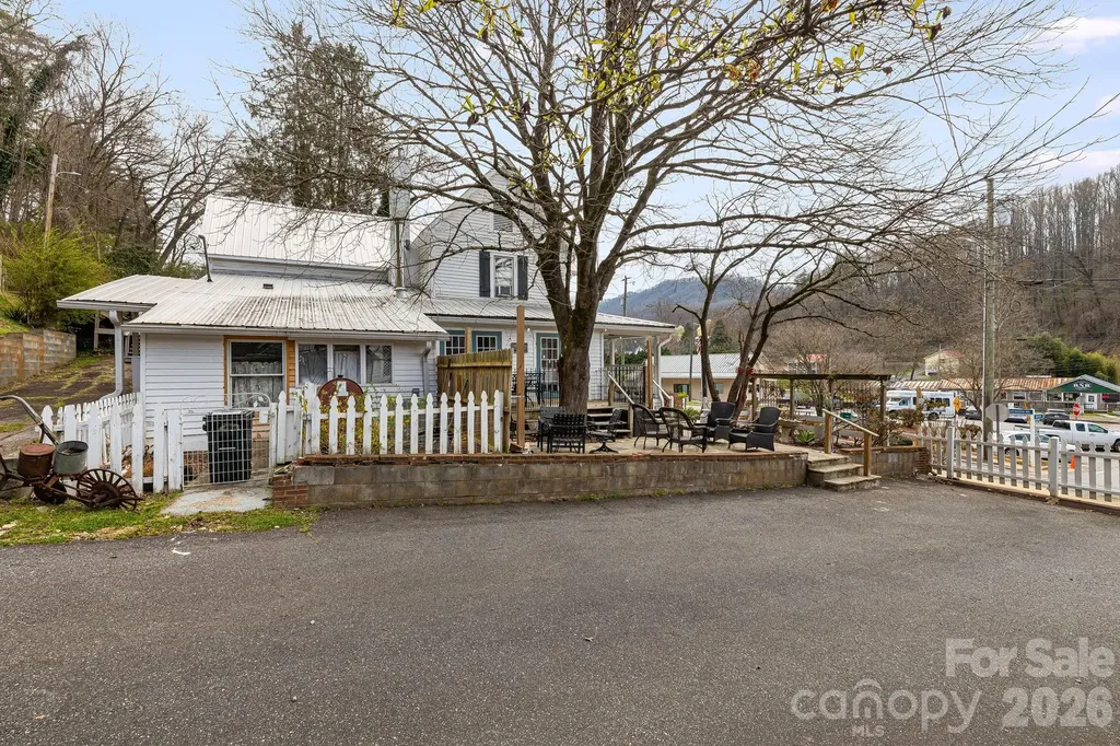 364 Haywood Road Dillsboro NC 28725