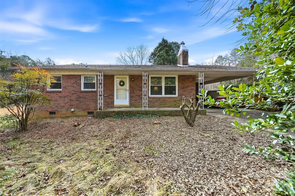 3335, 3319 E Nc 10 Highway Claremont NC 28610