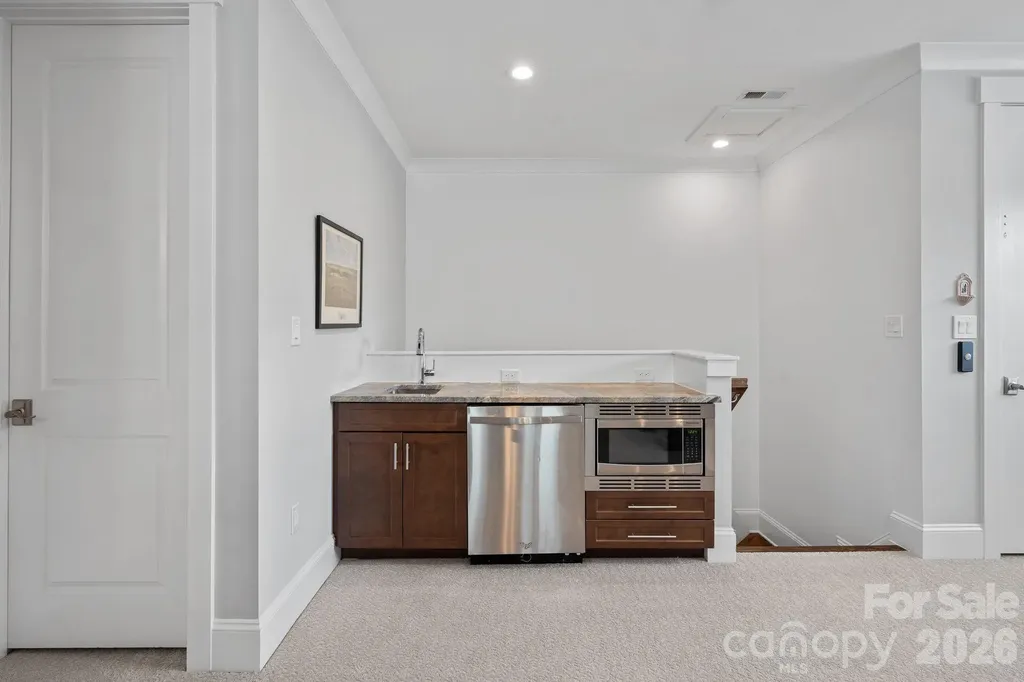 744 Amalfi Drive Davidson NC 28036