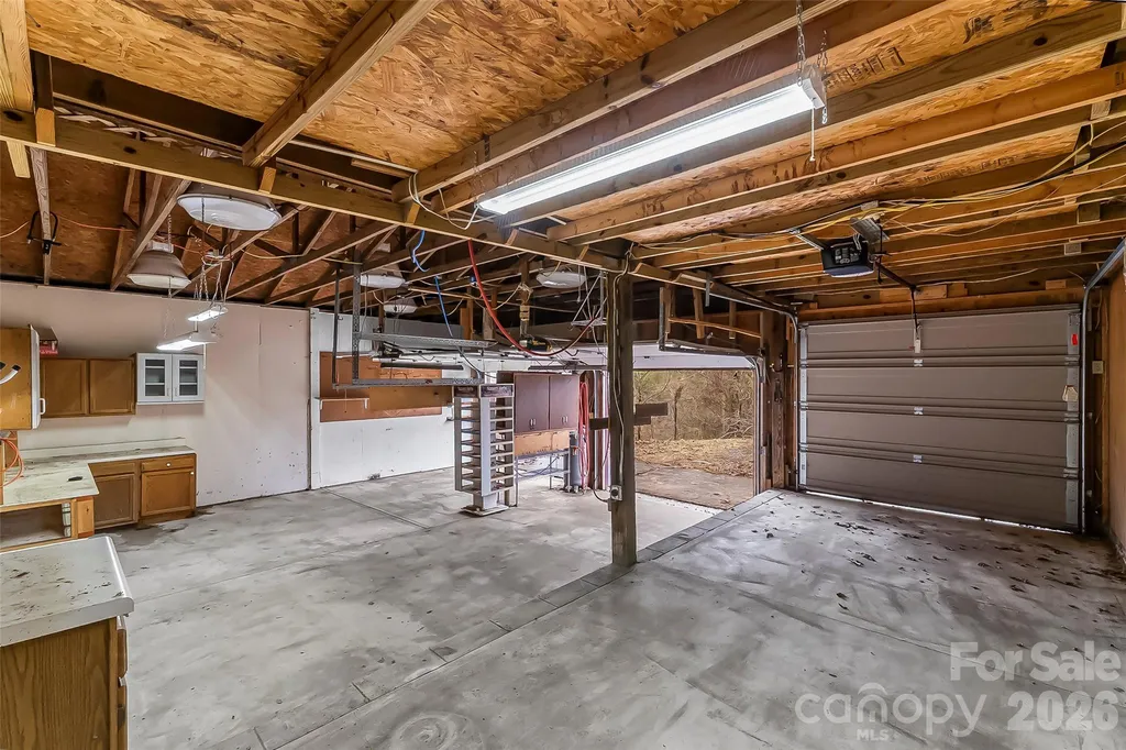 350 Sandy Bottom Road Marshall NC 28753