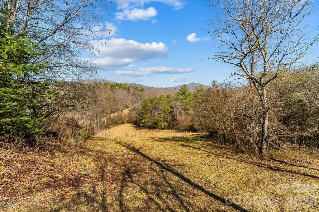350 Sandy Bottom Road Marshall NC 28753